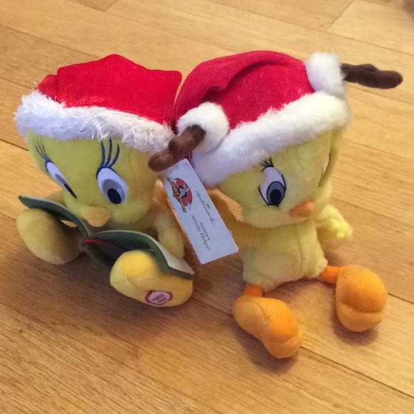 Hallmark Other - B1G1 FREE Vintage Hallmark Looney Tunes series plush’s